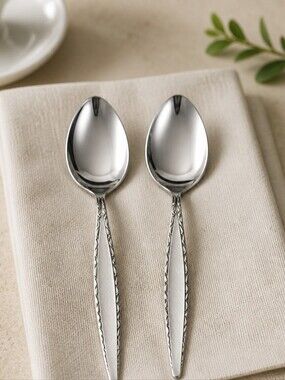 Oneida Community Venetia Stainless Steel Serving Spoons Lot Of 2 Dinnerware